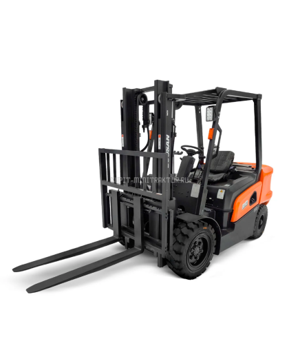 Вилочный погрузчик Doosan D30NX